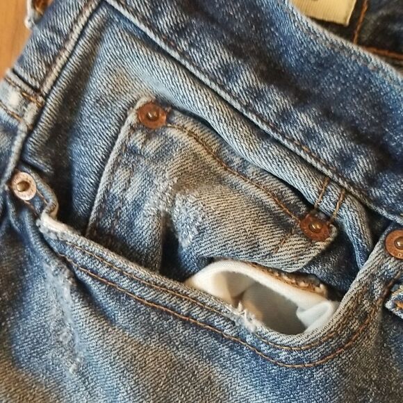 PacSun Jeans, Wash, 28x30 pre-owned - Picture 7 of 11